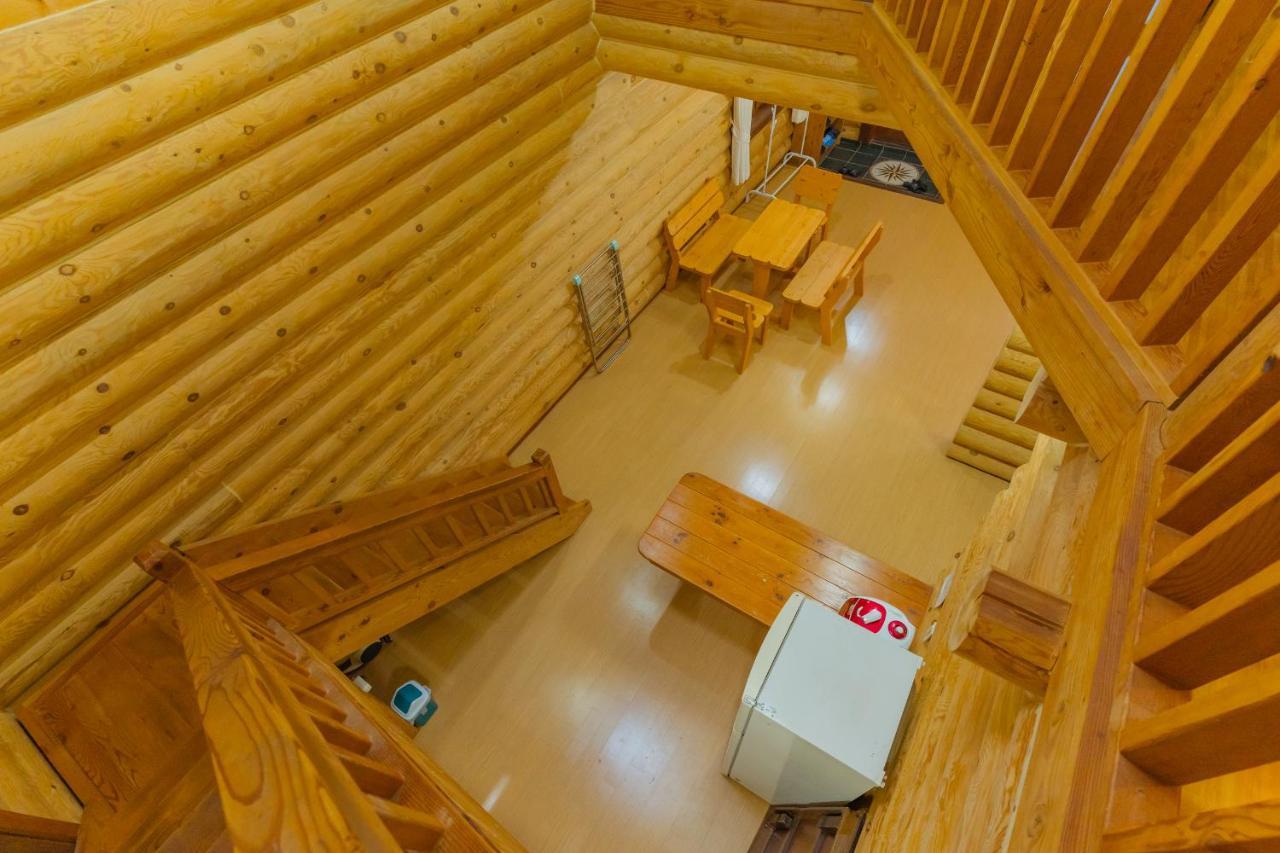 Jungmun Log Pension&Resort Seogwipo Extérieur photo