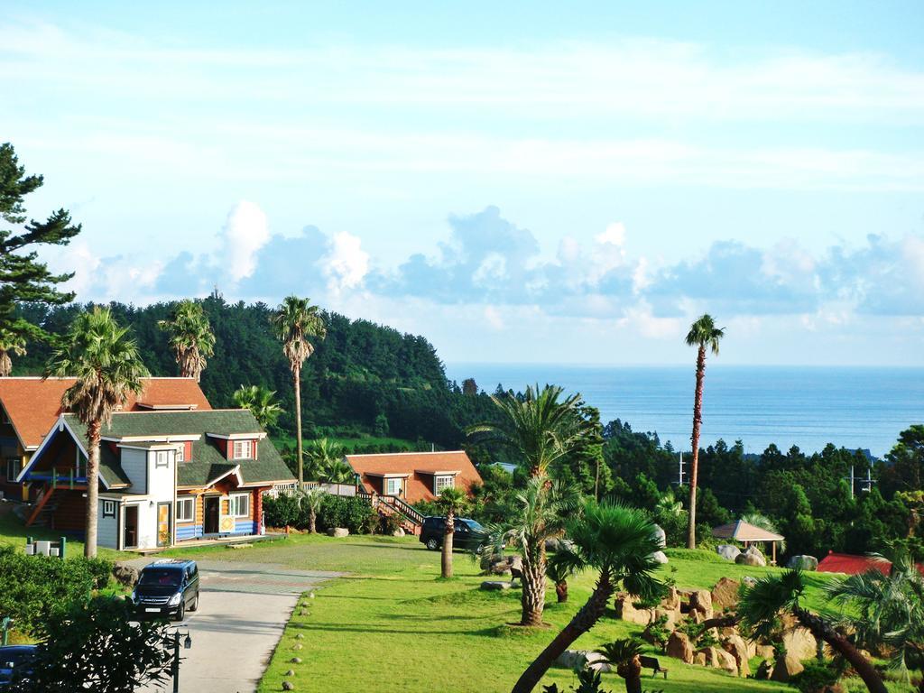 Jungmun Log Pension&Resort Seogwipo Extérieur photo