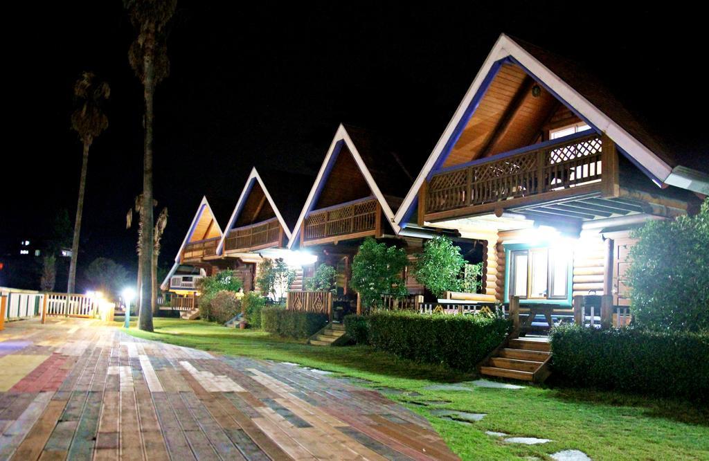 Jungmun Log Pension&Resort Seogwipo Extérieur photo